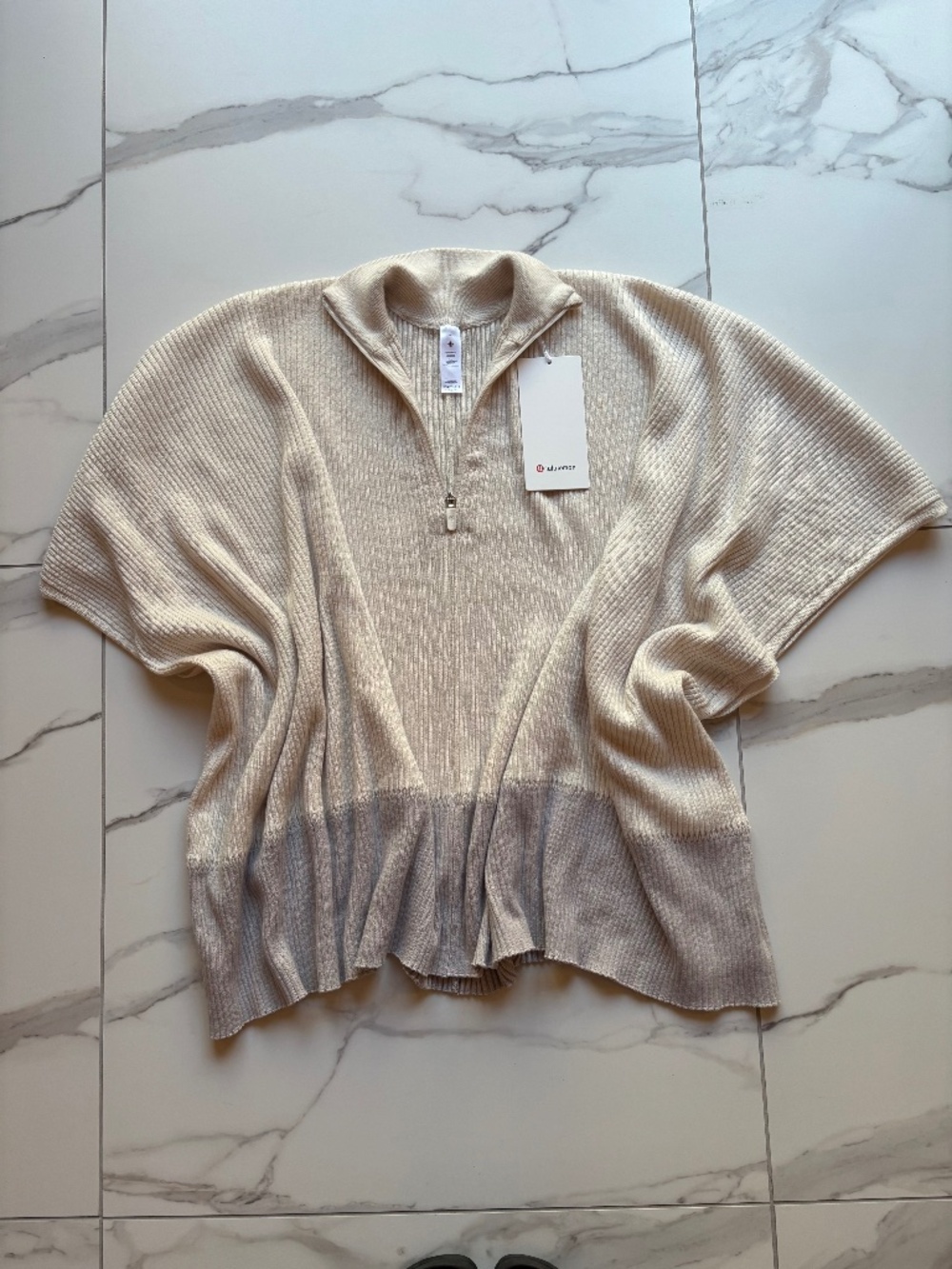 Lululemon RARE Poncho